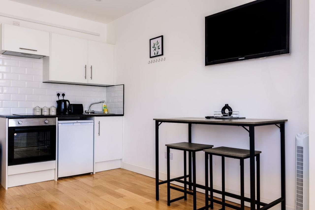306, The Kove, West Hill Road Apartment Борнмът Екстериор снимка