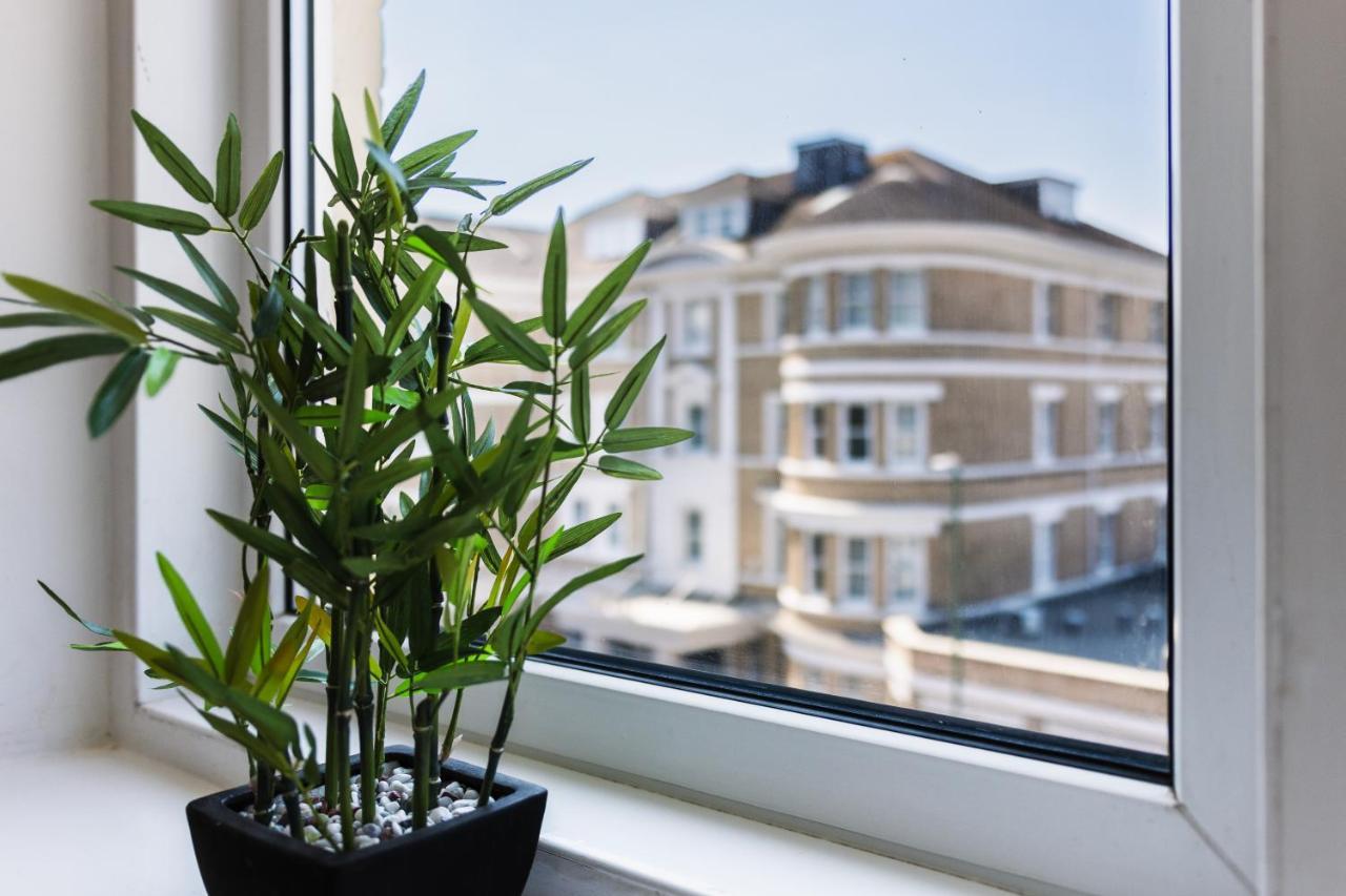 306, The Kove, West Hill Road Apartment Борнмът Екстериор снимка