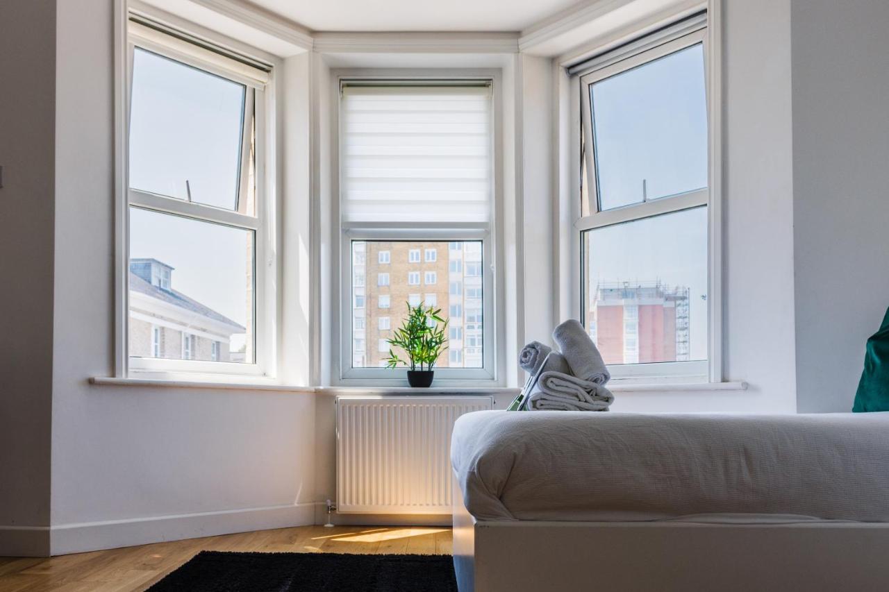 306, The Kove, West Hill Road Apartment Борнмът Екстериор снимка