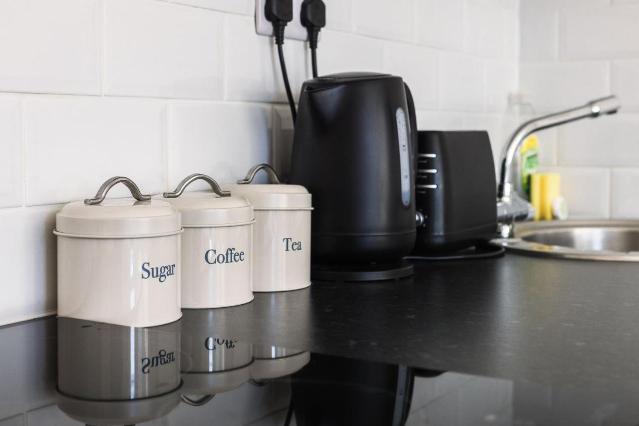 306, The Kove, West Hill Road Apartment Борнмът Екстериор снимка