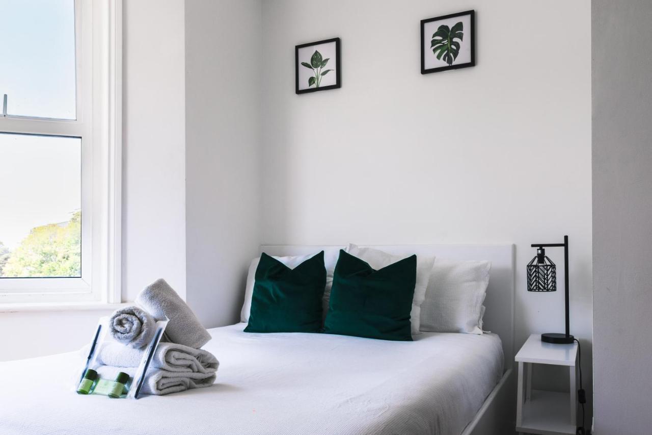 306, The Kove, West Hill Road Apartment Борнмът Екстериор снимка